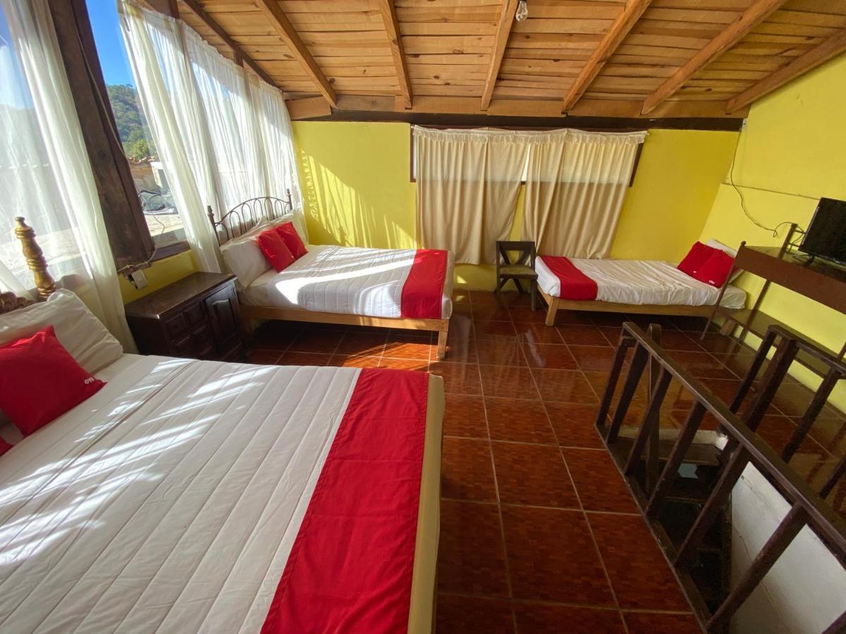 Hotel De Cervantes San Sebastián del Oeste Quarto foto